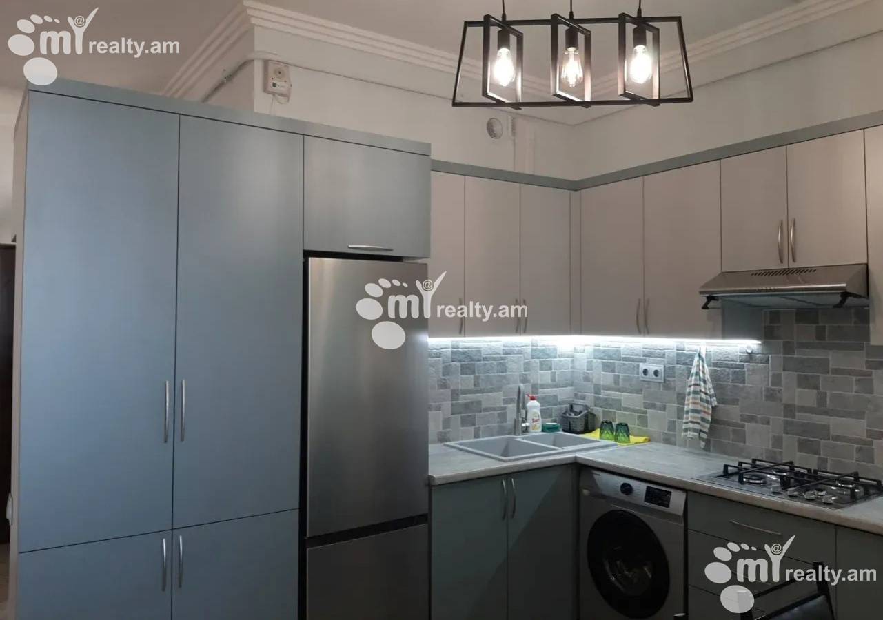 Снять 2 комнатную квартиру Аргишти ул, Центр Ереван, 159038