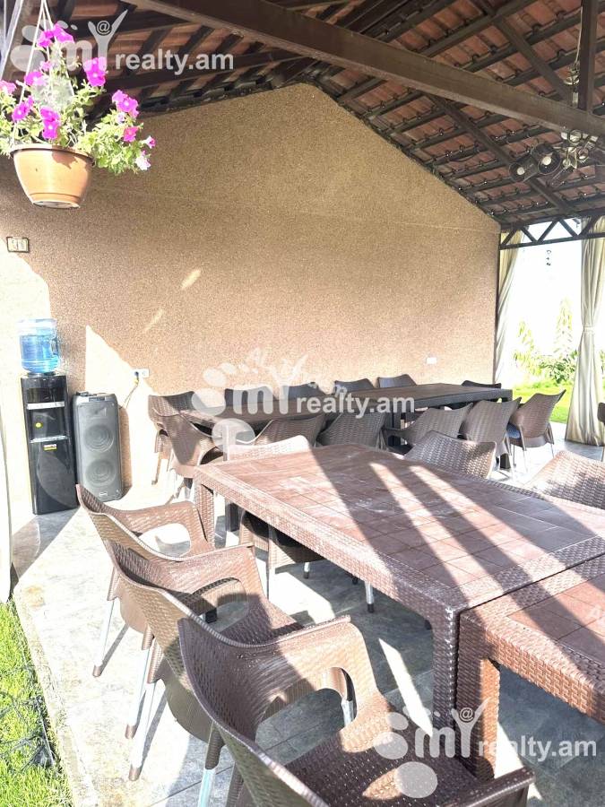 Առանձնատուն  Ձորաղբյուր գյուղ, Ձորաղբյուր Կոտայք, 146139