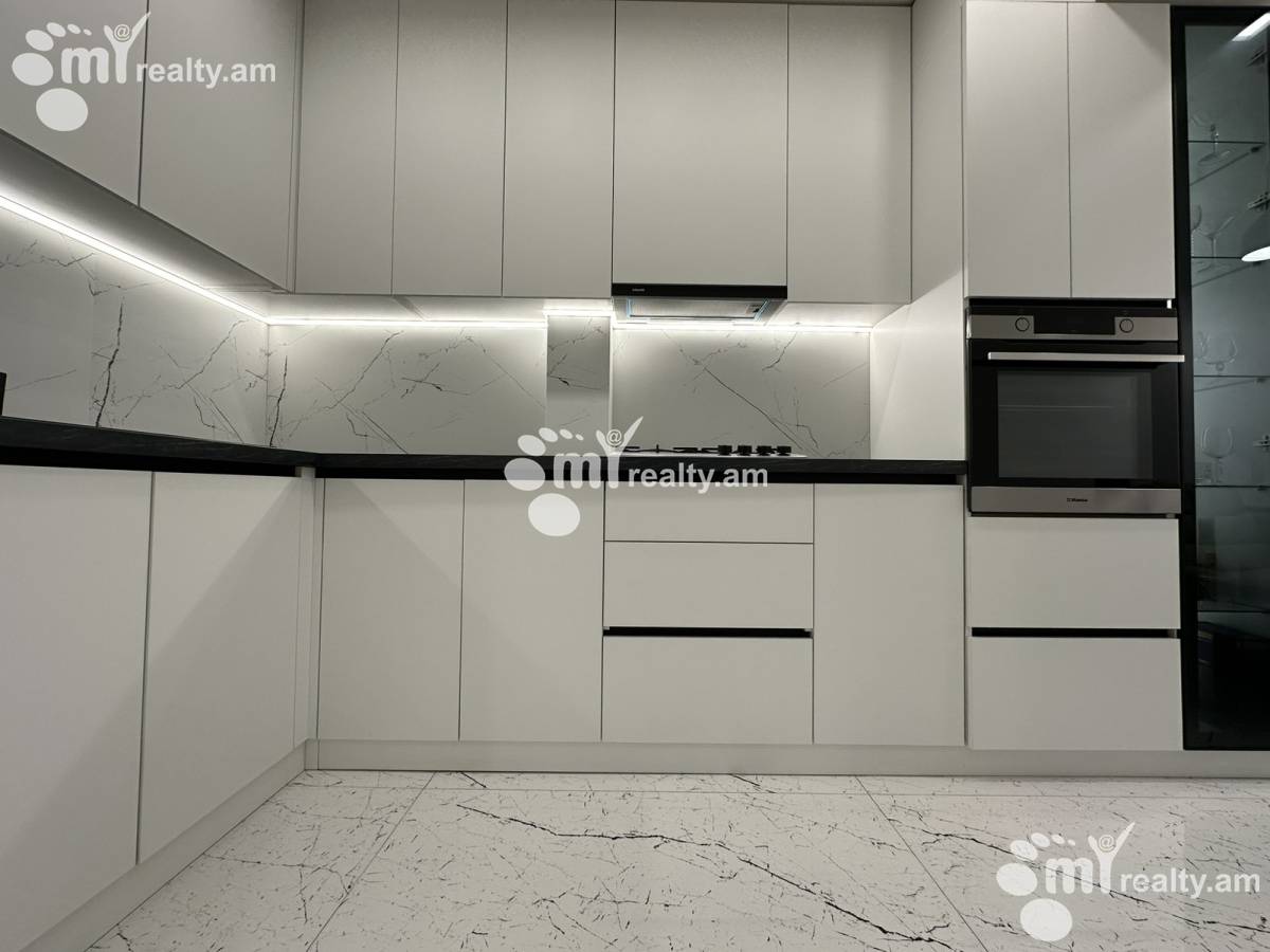 3 bedroom apartment for sale خیابان ا. آوِتیسیان, عربگیر ایروان, 160518