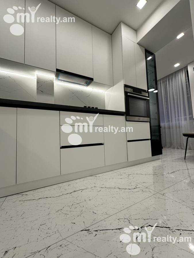 3 bedroom apartment for sale خیابان ا. آوِتیسیان, عربگیر ایروان, 160518