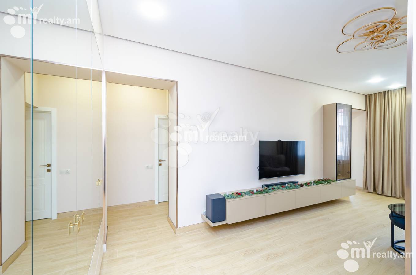 3 սենյականոց բնակարան վարձով Թամանյան փող, Կենտրոն Երևան, 145877