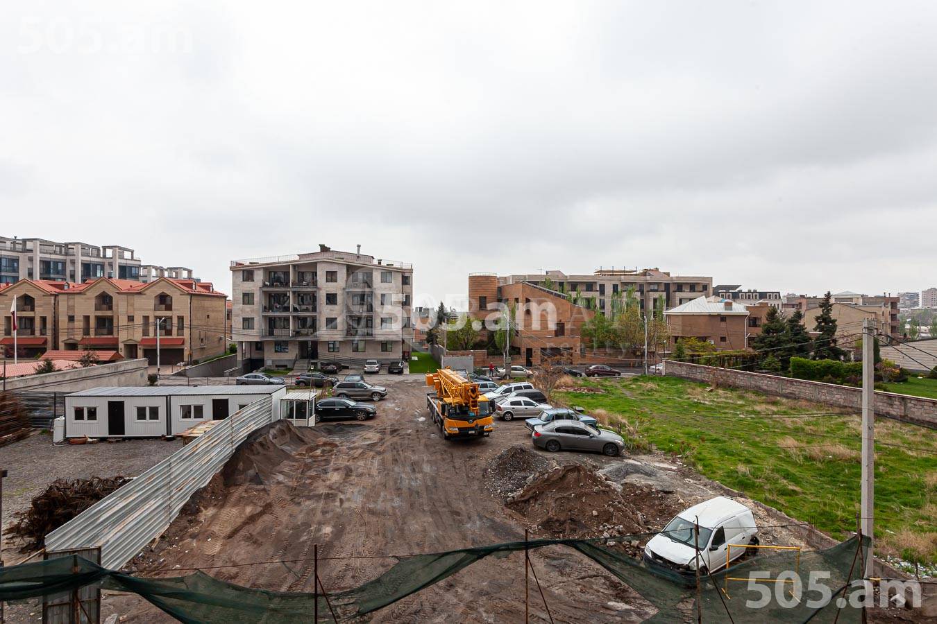 Купить 1 комнатную квартиру Антараин ул, Центр Ереван, 155275