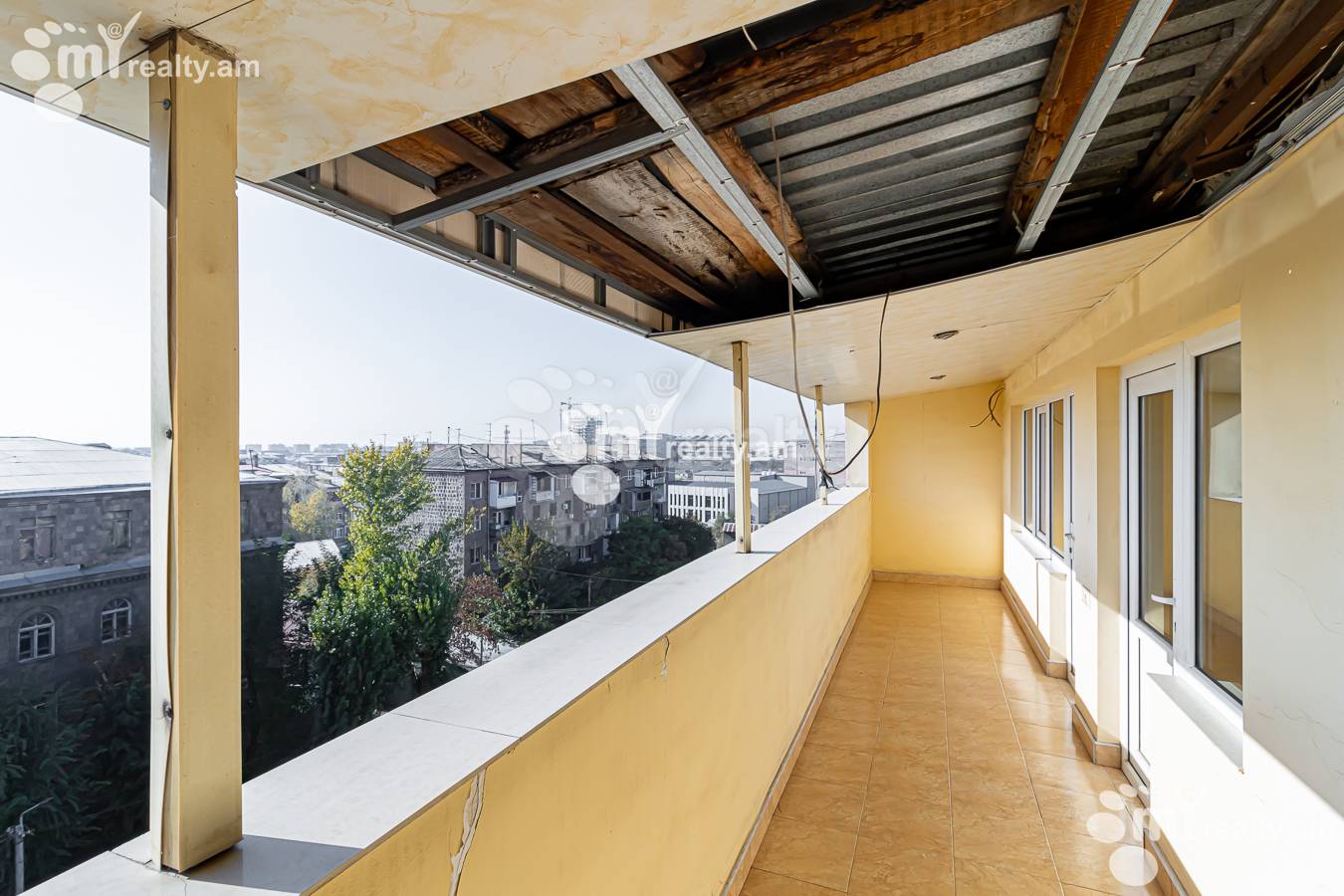 4 սենյականոց բնակարան  Գլինկայի փող, Կենտրոն Երևան, 154197