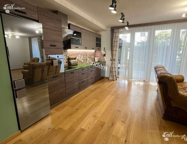 varcov-bnakaran-norakaruycum/4-senyakanoc/Mamikoniants+St/Arabkir/Yerevan