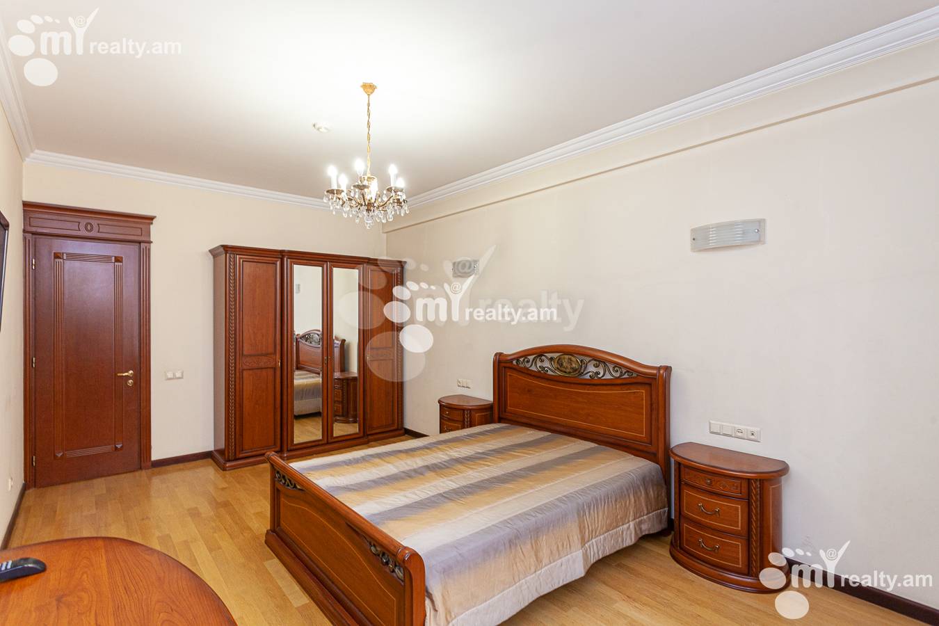 3 bedroom apartment for sale Northern (Hyusisayin)  Ave, Center Yerevan, 152177