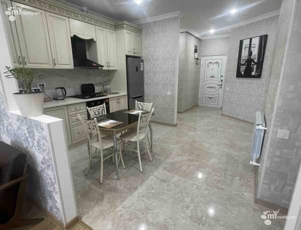 2-senyakanoc-bnakaran-vacharq-Yerevan-Center