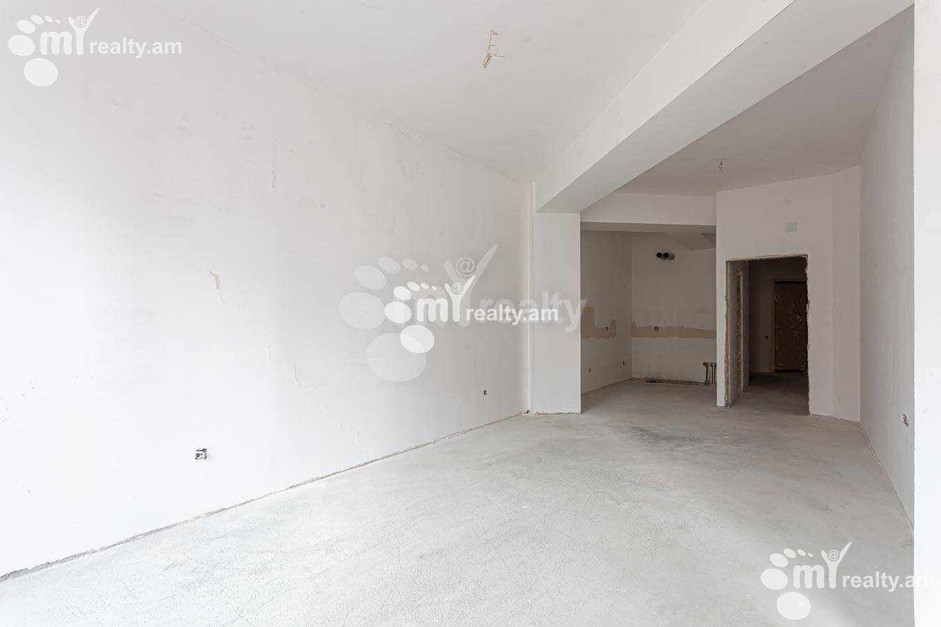 4 սենյականոց բնակարան  Գրիբոեդովի փող, Արաբկիր Երևան, 155376