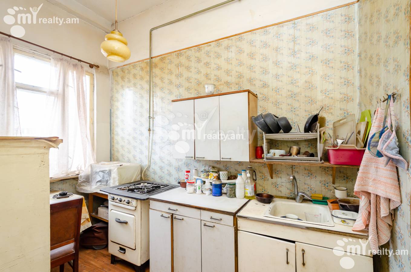 2 bedroom apartment for sale خیابان ماشتوتس, مرکز شهر ایروان, 149039