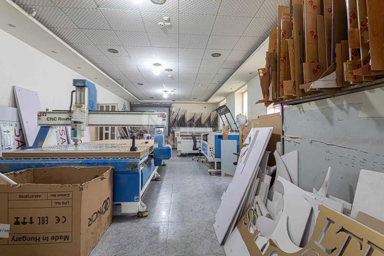 Commercial for sale خیابان آرشاکونیاک, مرکز شهر ایروان, 158541