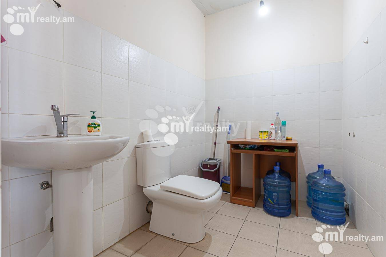 3 bedroom apartment for sale خیابان آنتارایین, مرکز شهر ایروان, 154955