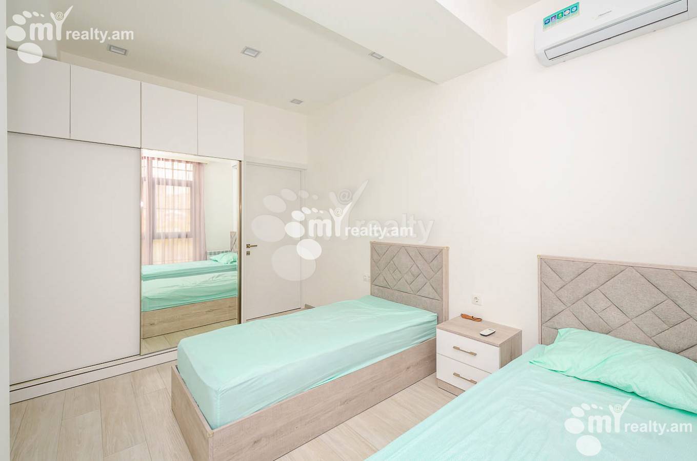 3 bedroom apartment for sale Antarayin, L.Azgaldyan street,, Center Yerevan, 151968