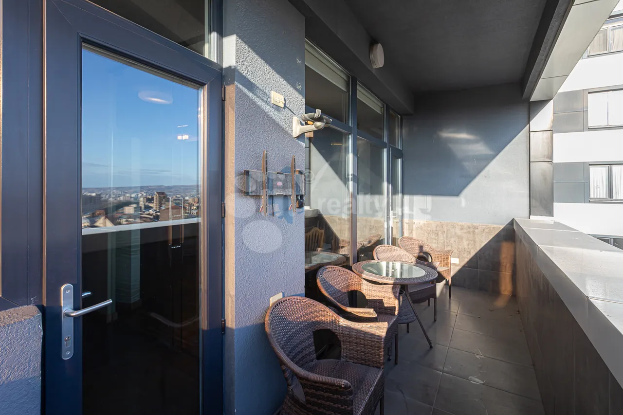 2 սենյականոց բնակարան վարձով Քեռու փող, Արաբկիր Երևան, 160082