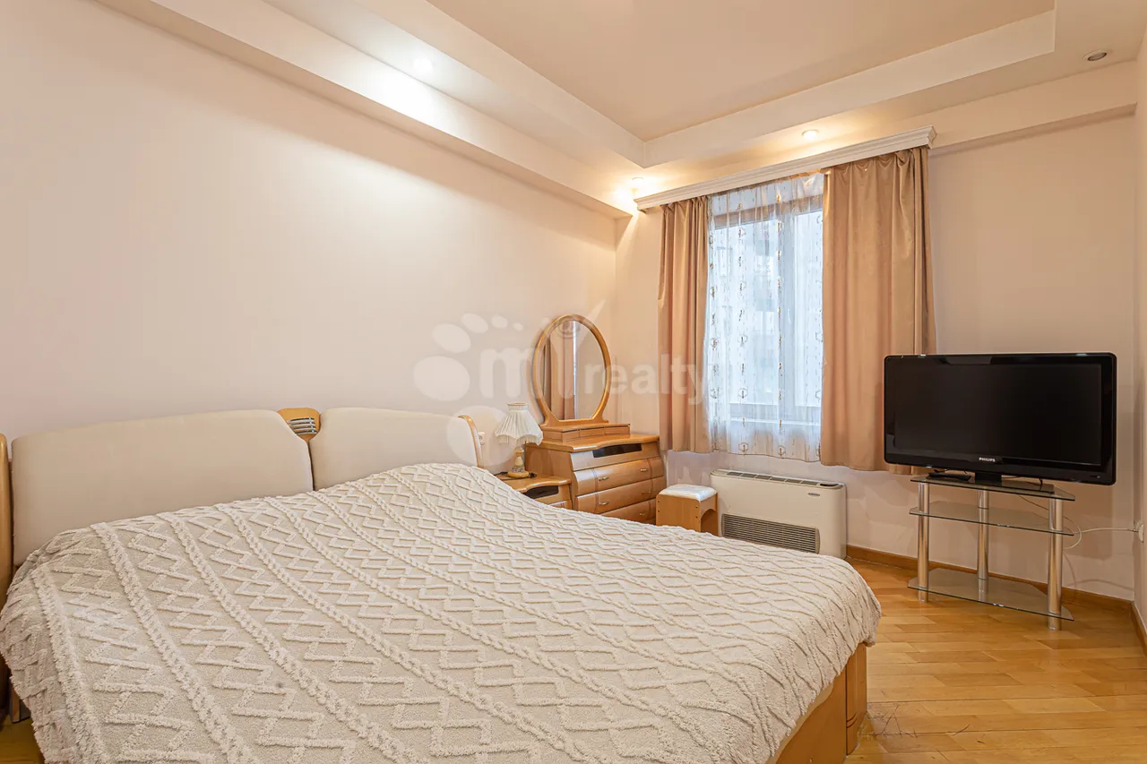 Снять 3 комнатную квартиру Северный пр, Центр Ереван, 158076