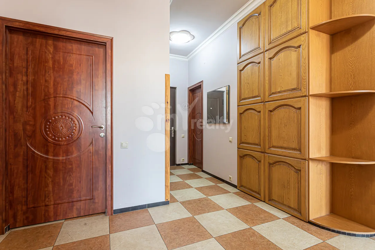 2 սենյականոց բնակարան  Ն. Զարյան փող, Արաբկիր Երևան, 157834