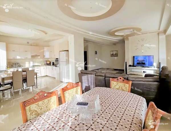 arandznatun-vardzakalutyun-Yerevan-Avan