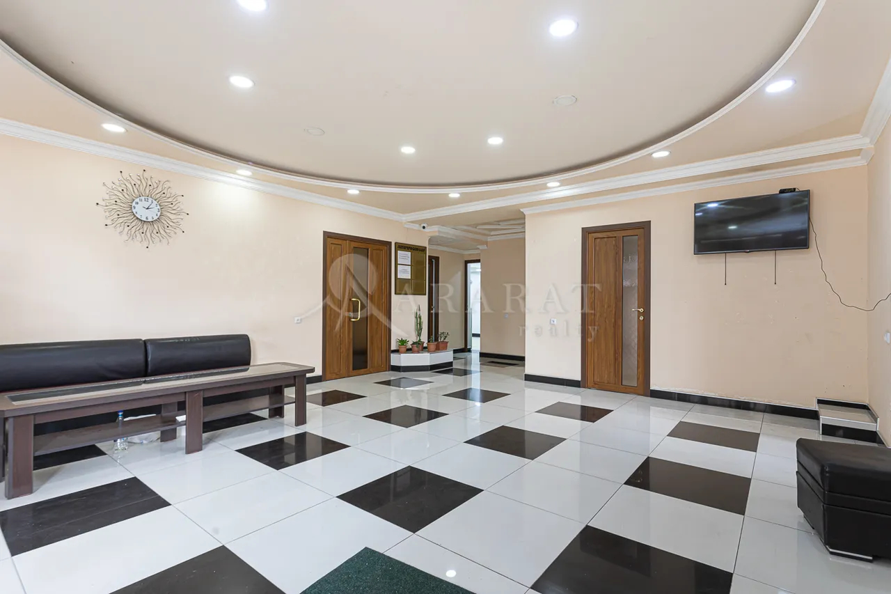 Commercial property for sale Griboedov St, Arabkir Yerevan, 158450