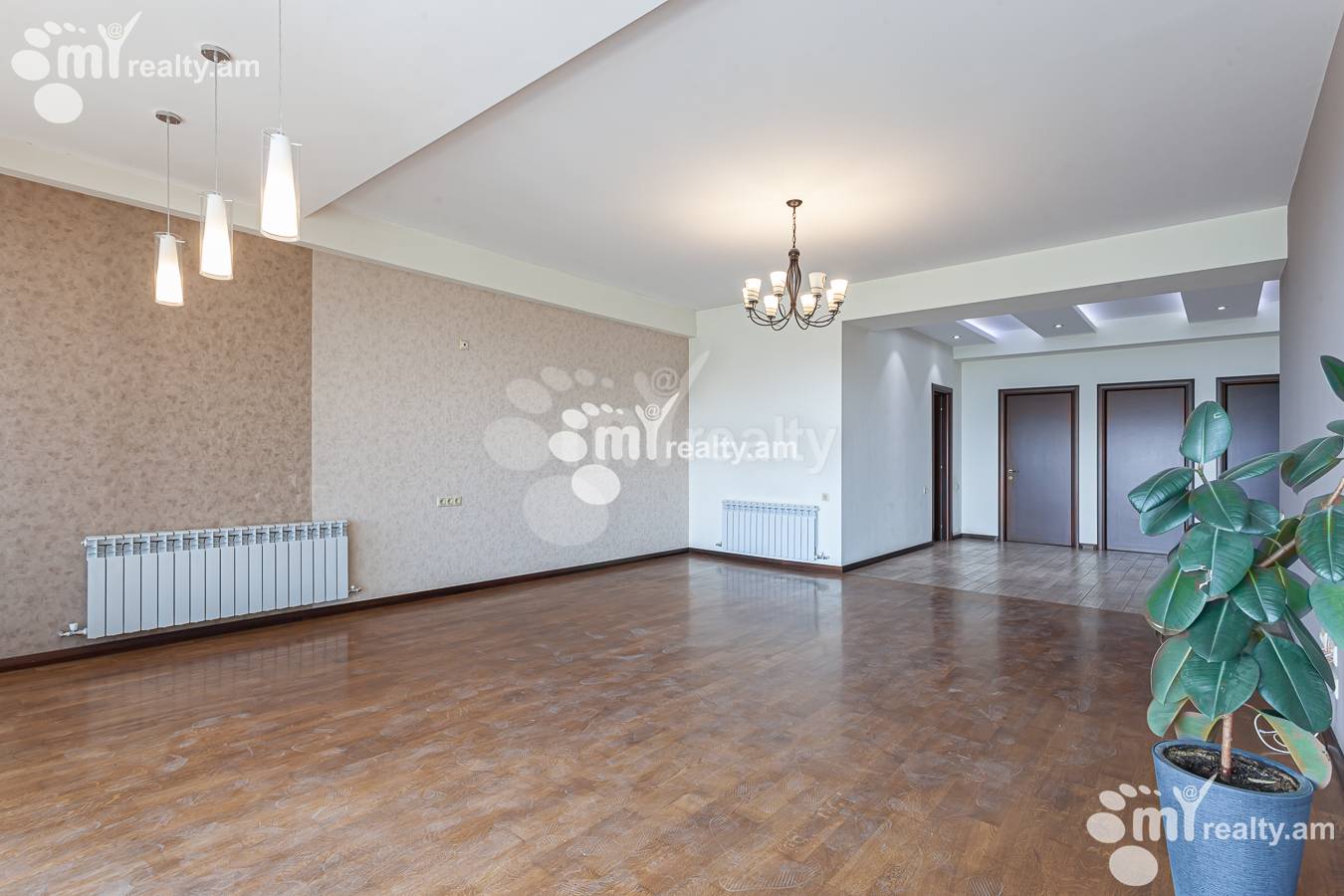 Купить 3 комнатную квартиру Антараин ул, Центр Ереван, 146541