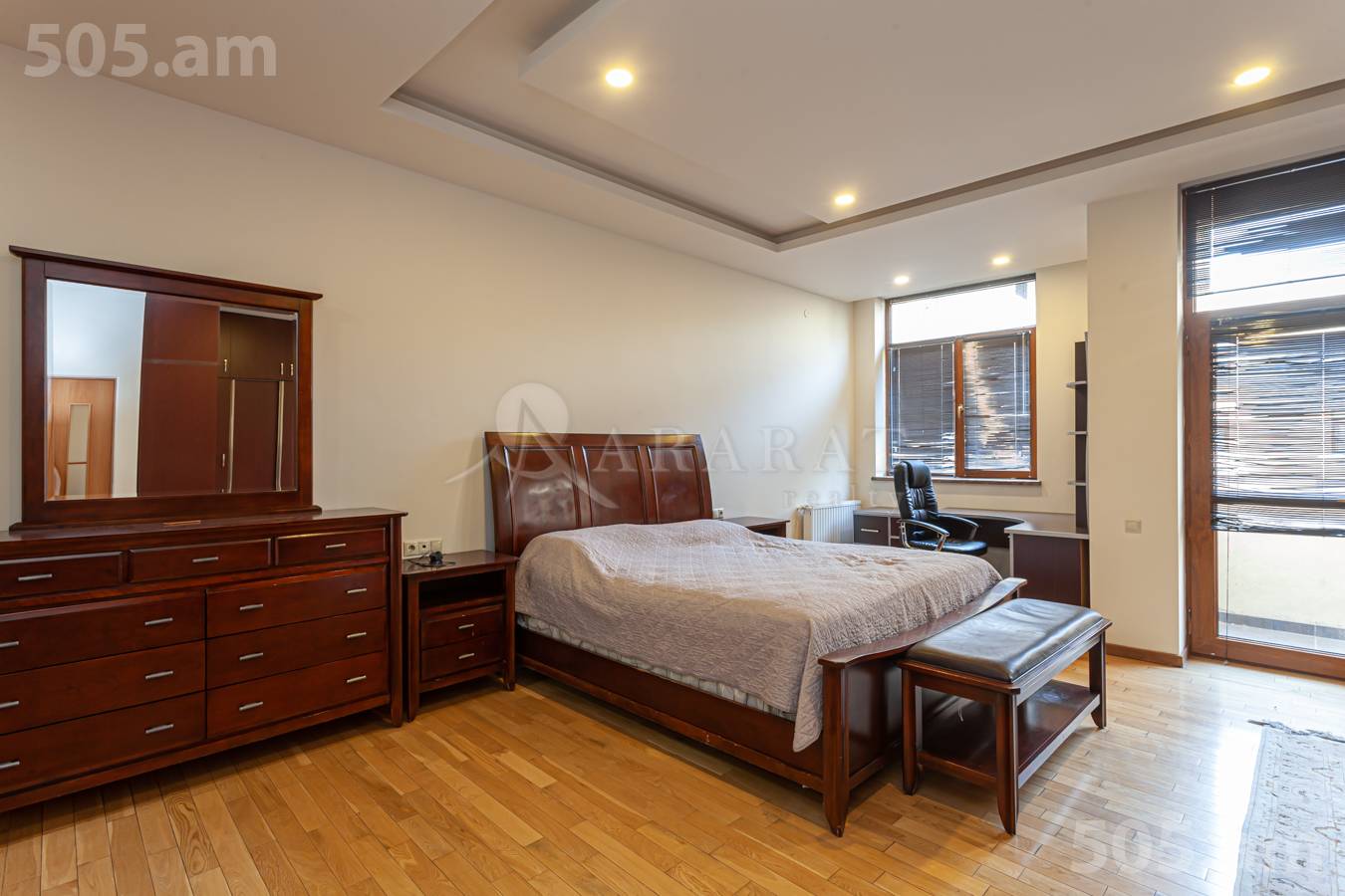 4 bedroom apartment for rent Azatutyan Ave, Arabkir Yerevan, 154351