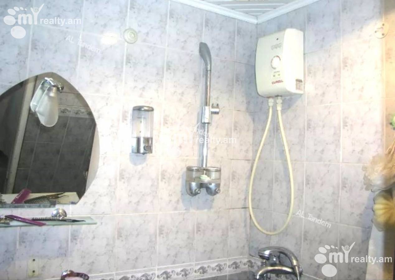 3 bedroom apartment for sale Mamikoniants St, Arabkir Yerevan, 141291