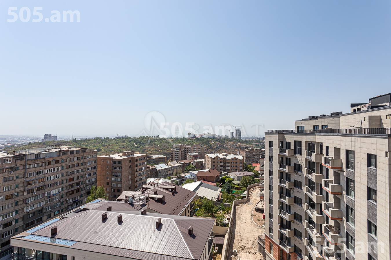 3 bedroom apartment for sale (خیابان باقرامیان (کِنترون, مرکز شهر ایروان, 156525