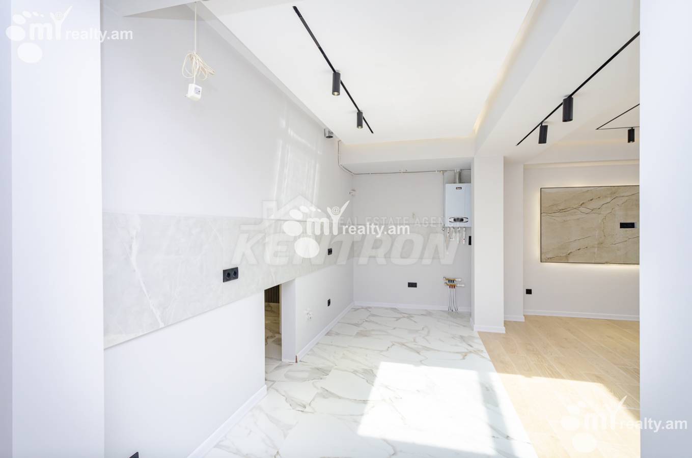 3 սենյականոց բնակարան  Սայաթ-Նովայի պող, Կենտրոն Երևան, 148909