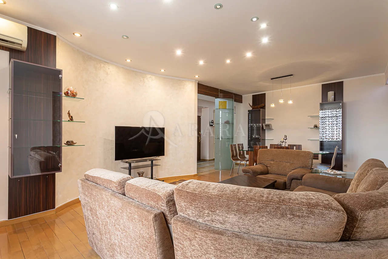 3 bedroom apartment for rent D. Demirchyan St, Center Yerevan, 158776