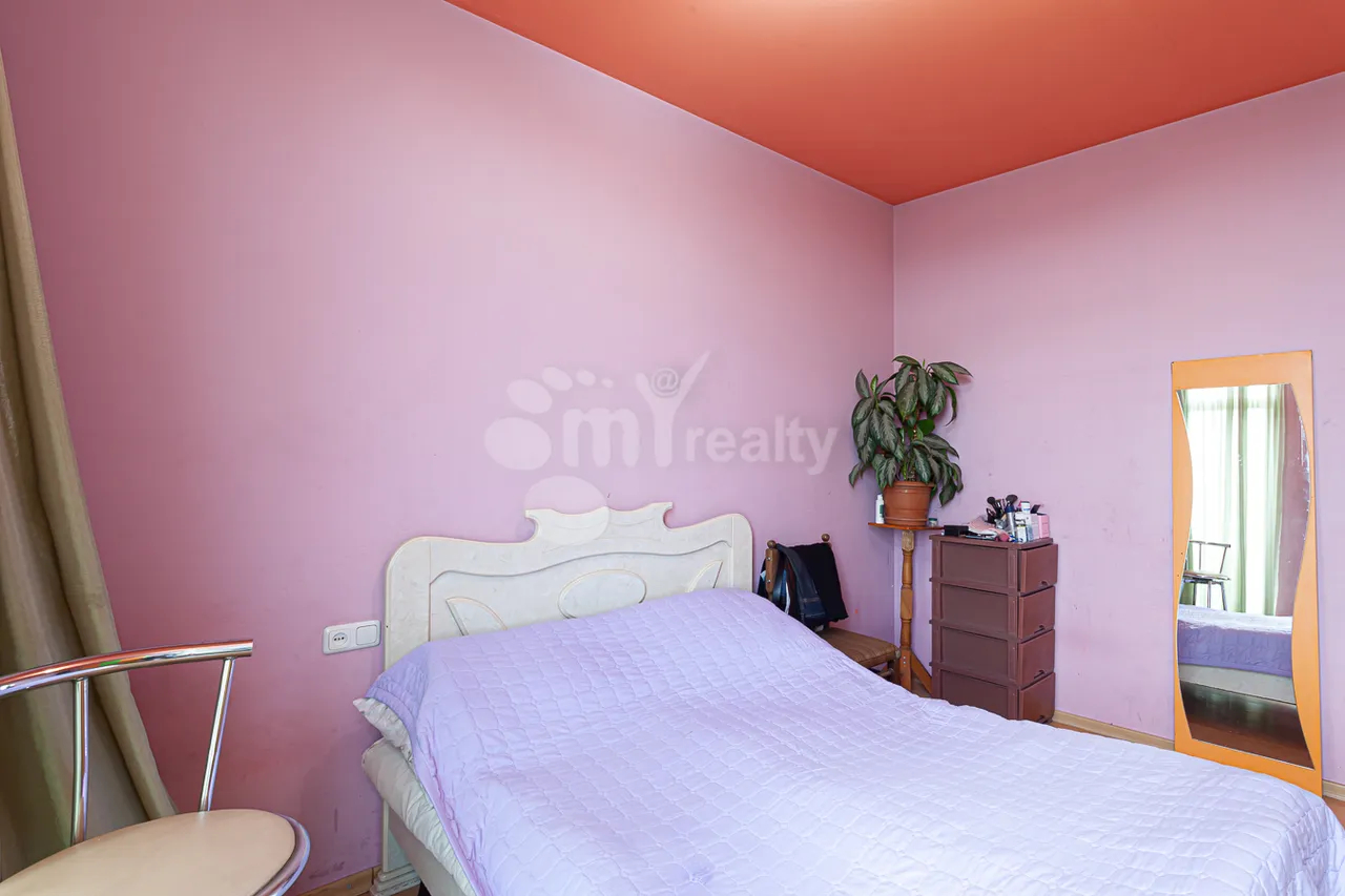 3 bedroom apartment for sale Orbeli Yeghbayrner   St, Arabkir Yerevan, 160353