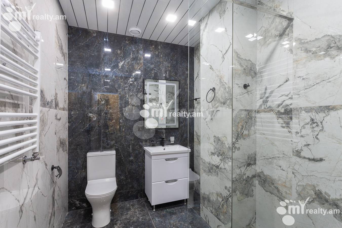 Купить 2 комнатную квартиру Антараин ул, Центр Ереван, 153904