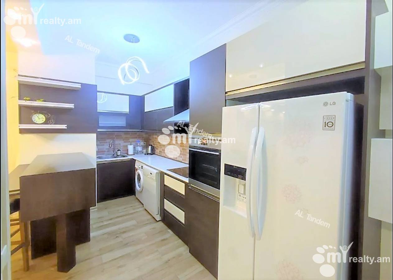 3 bedroom apartment for sale Tsitsernakaberd Highway, Center Yerevan, 140363