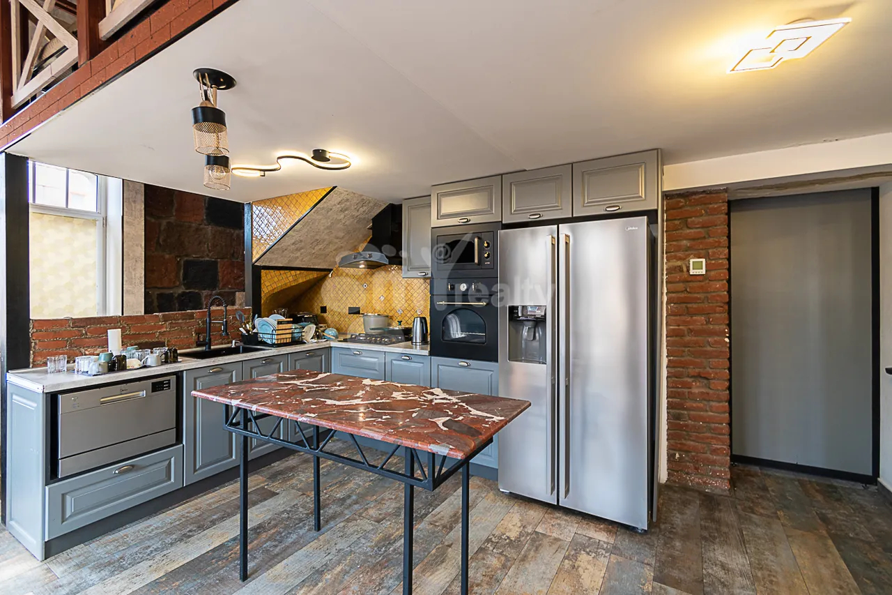 3 bedroom apartment for sale Vardanants St, Center Yerevan, 159754