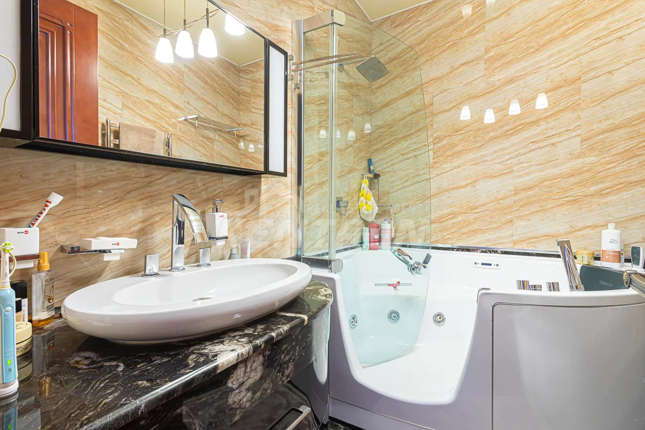 House for sale G 1 dis., Adjapnyak Yerevan, 158465