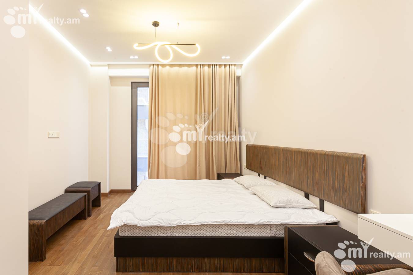 3 bedroom apartment for sale Teryan St, Center Yerevan, 155484