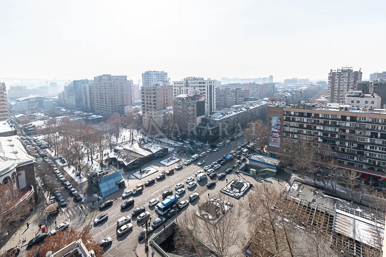 4 սենյականոց բնակարան վարձով Արամի փող, Կենտրոն Երևան, 159128