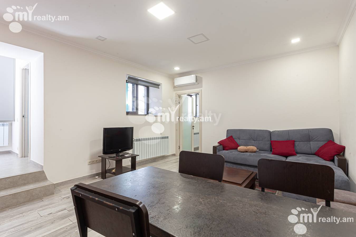 House for sale Fizkulturnikner St, Center Yerevan, 155757