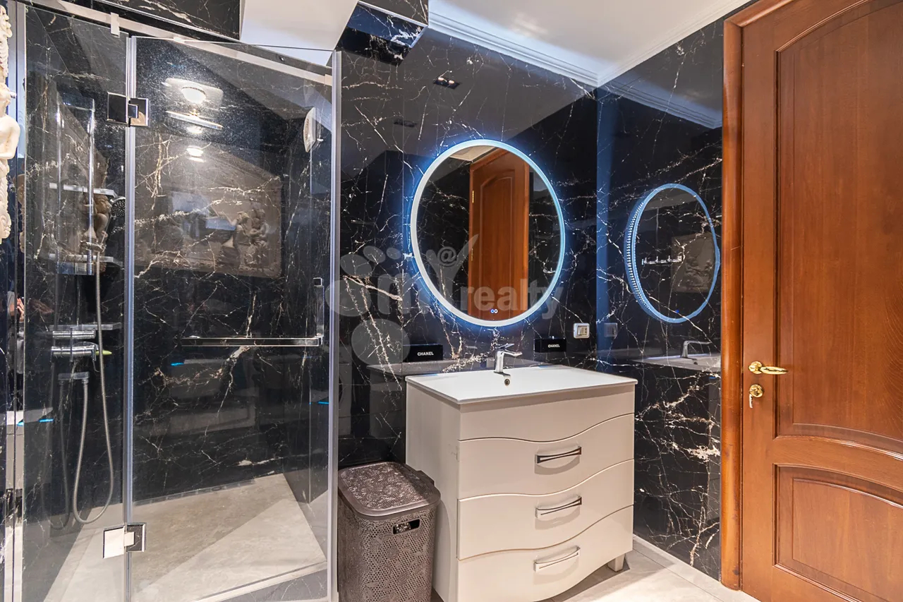 2 bedroom apartment for sale Moskovyan St, Center Yerevan, 159986