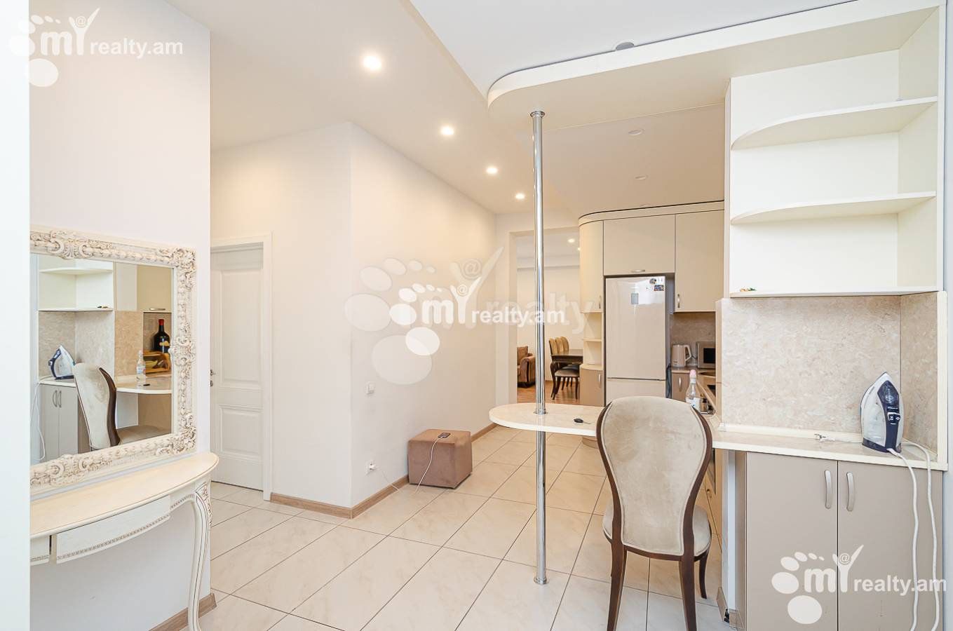 Снять 3 комнатную квартиру Орбели Ехбайрнери ул, Арабкир Ереван, 150471