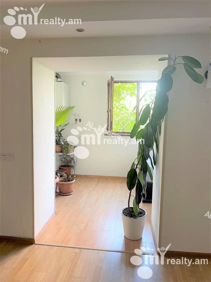 Commercial for sale (خیابان باقرامیان (عربکیر, عربگیر ایروان, 138836