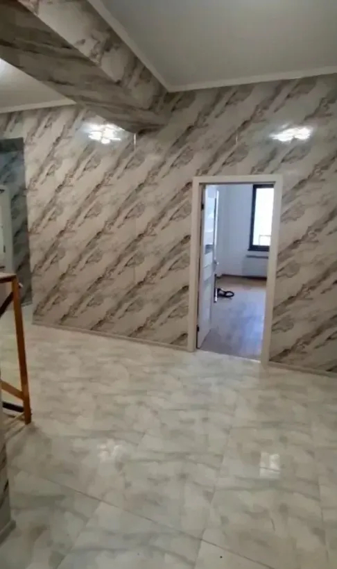 4 սենյականոց բնակարան  Գրիբոեդովի փող, Արաբկիր Երևան, 161093