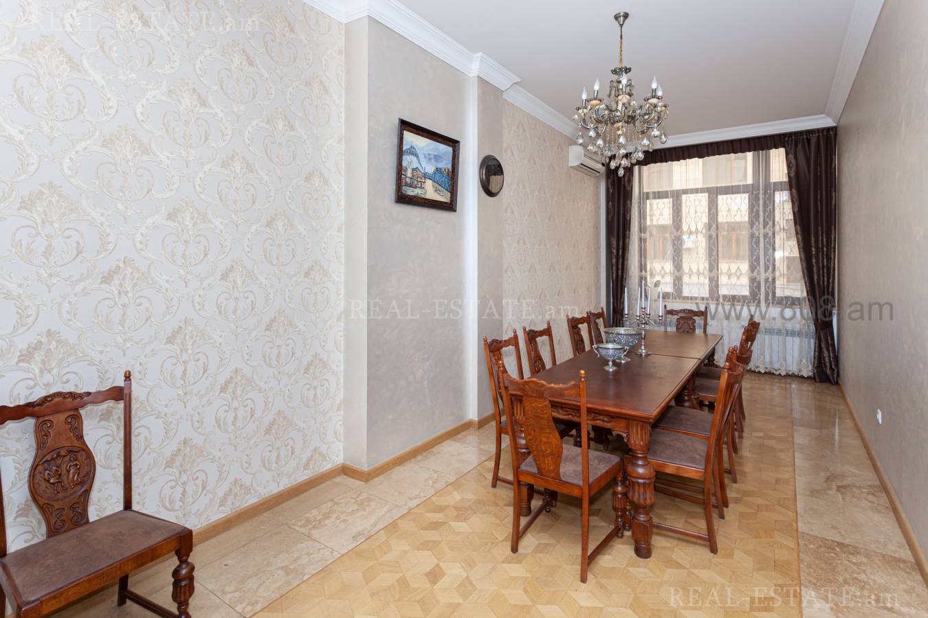 Купить 5 комнатную квартиру Нар Дос ул, Центр Ереван, 133260