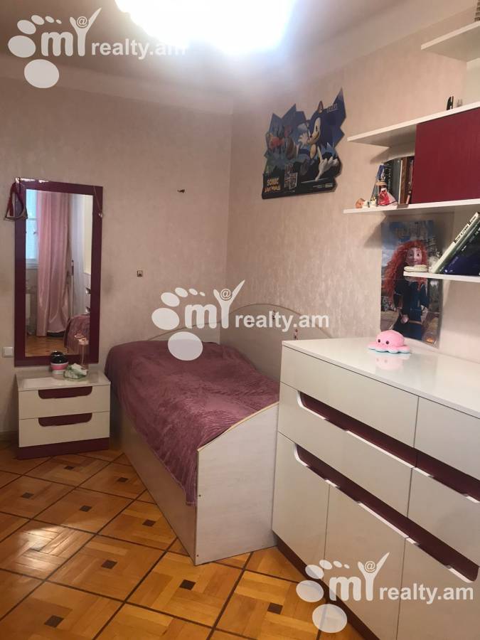 Снять 4 комнатную квартиру Д. Демирчян ул, Центр Ереван, 156693