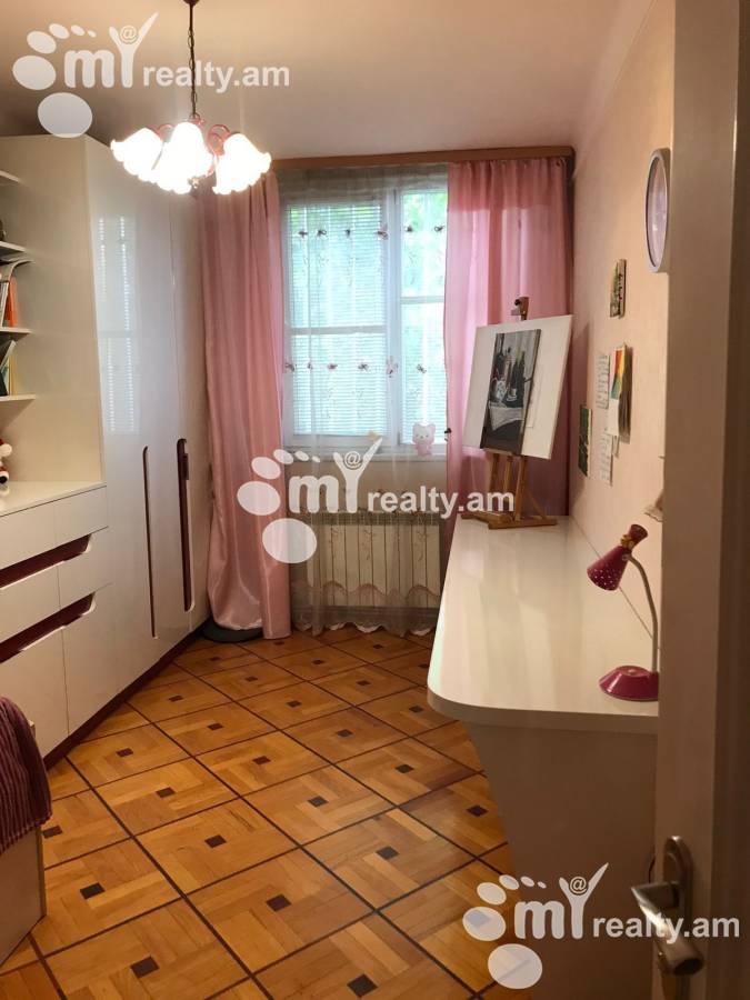 Снять 4 комнатную квартиру Д. Демирчян ул, Центр Ереван, 156693