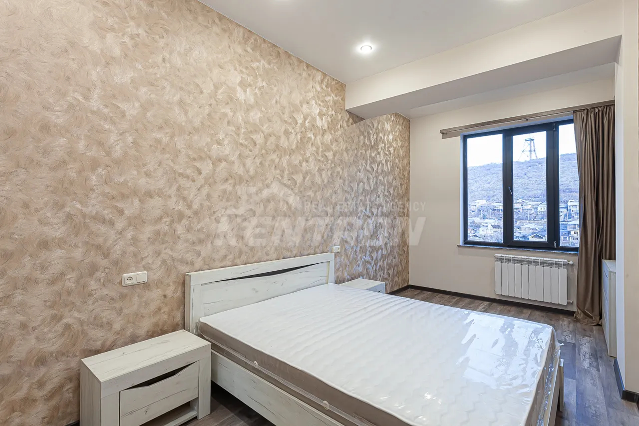 2 bedroom apartment for rent Charents St, Center Yerevan, 158991