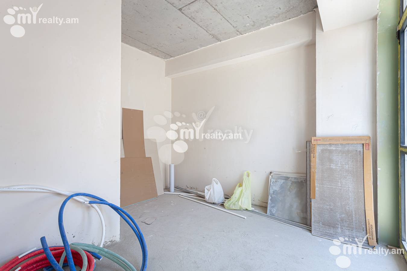 Купить 3 комнатную квартиру Ленинградян, Квартал Ваагни Ереван, 155479