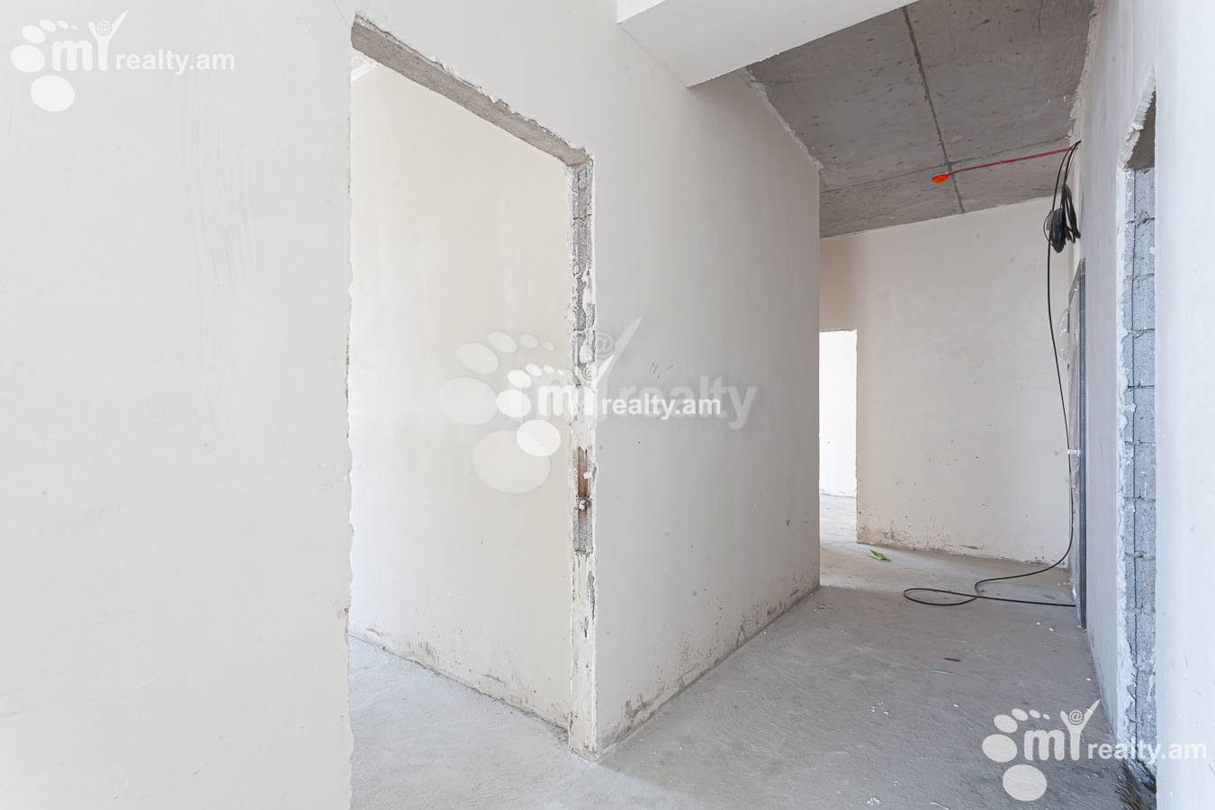 Купить 3 комнатную квартиру Ленинградян, Квартал Ваагни Ереван, 155479