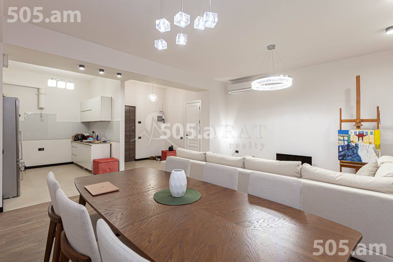 4 bedroom apartment for sale Rostom St, Center Yerevan, 153659