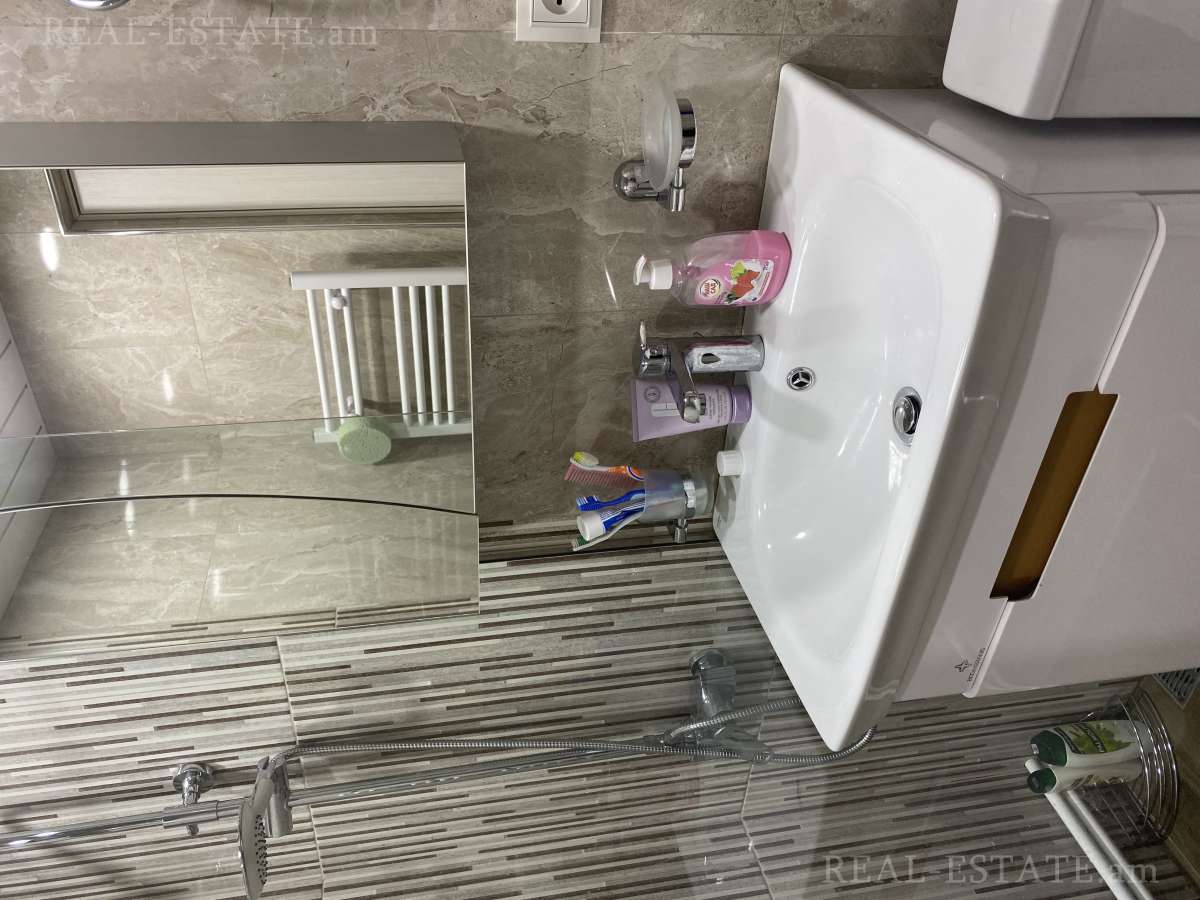 2 bedroom apartment for rent Orbeli Yeghbayrner   St, Arabkir Yerevan, 139511