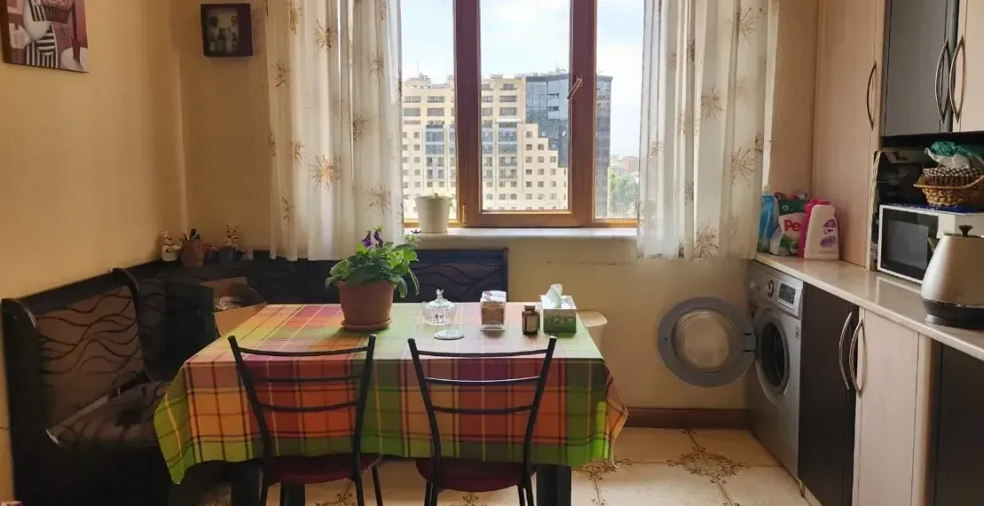 3 bedroom apartment for rent Teryan St, Center Yerevan, 161283