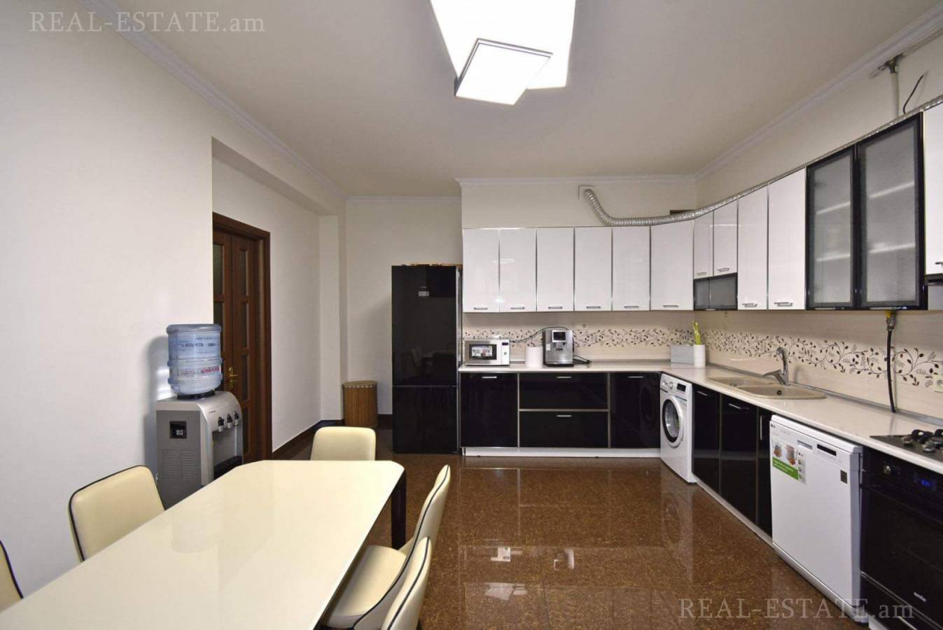 4 bedroom apartment for sale Sayat-Nova Ave, Center Yerevan, 138465
