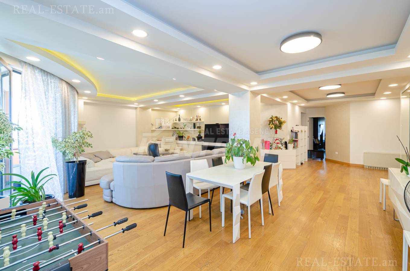 5 bedroom apartment for sale Leo St, Center Yerevan, 138867