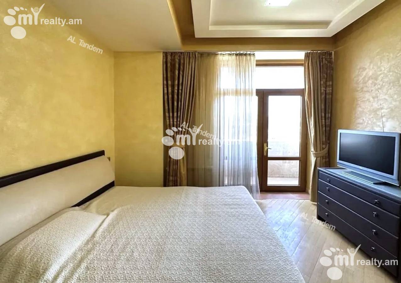 4 bedroom apartment for rent Tamanyan St, Center Yerevan, 155223